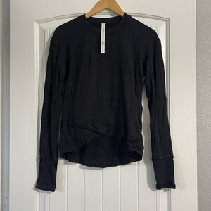 Lululemon cross over front black long sleeve